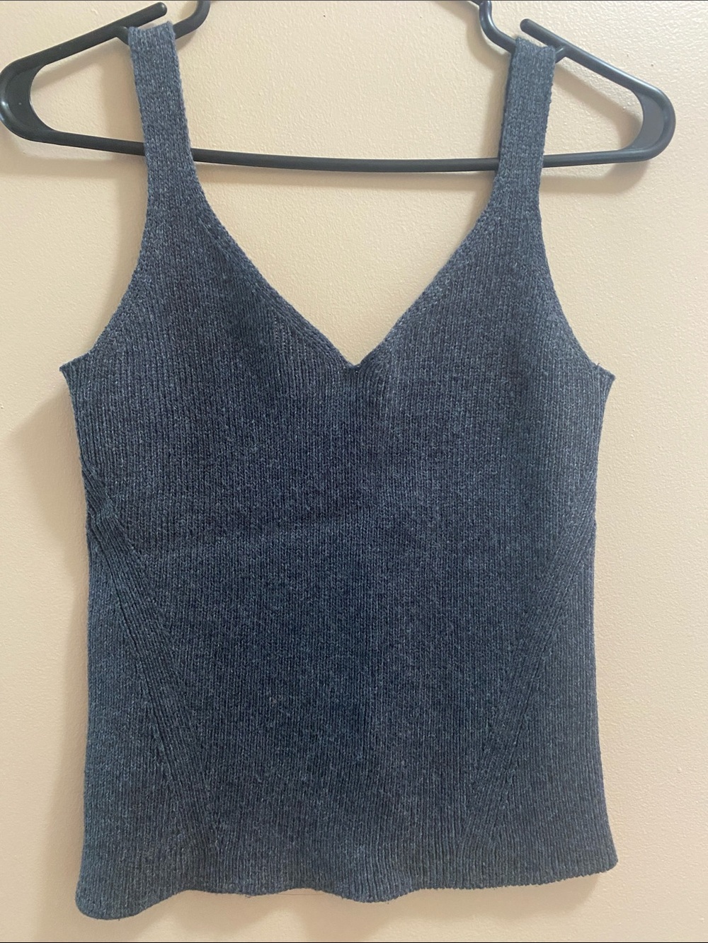Sleeveless V-Neck Knit Tank Top - Charcoal